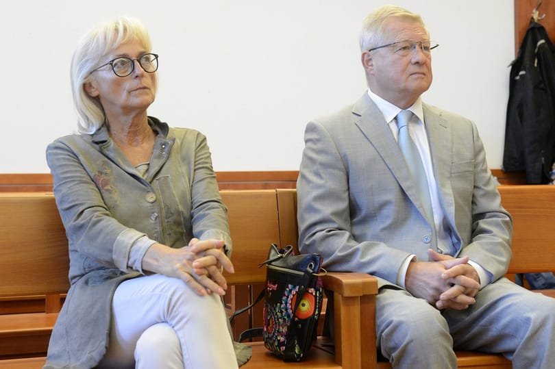 Megrovást kapott Dávid Ibolya és Herényi Károly