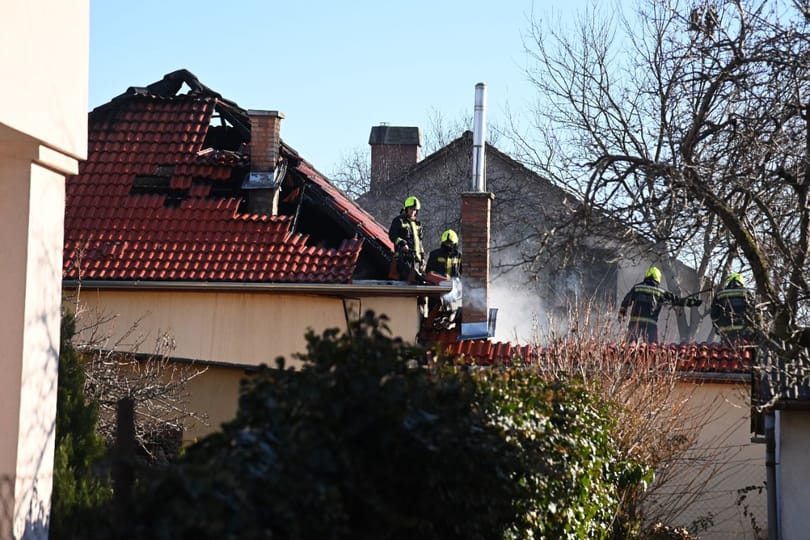 Egy lakója okozhatott tüzet egy kigyulladt, 18. kerületi családi háznál