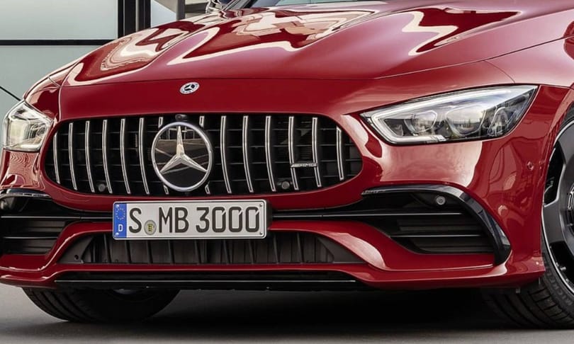 367 lóerős lett a Mercedes leggyengébb Porsche Panamera riválisa