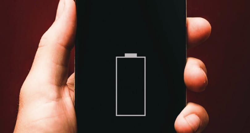 Lemérték, állítják: gyanúsan lassan töltenek a Samsung új csúcstelefonjai