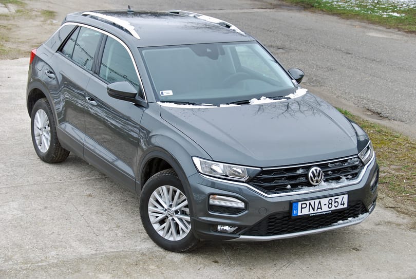 Volkswagen T-Roc-teszt: annyi az unalmas Golfnak?