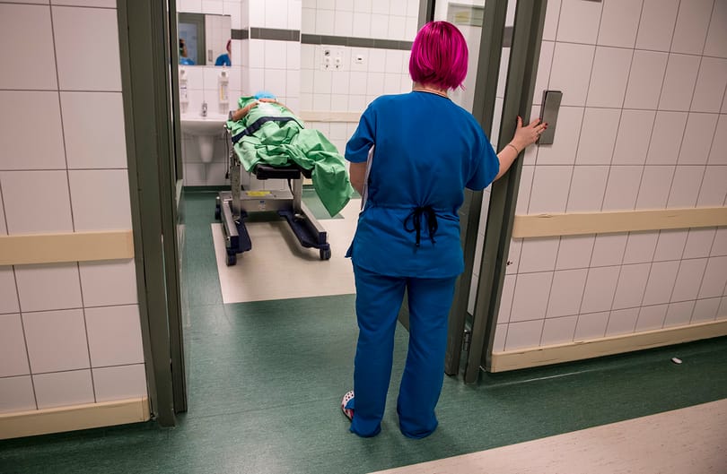 Előrehozzák az egészségügyi béremelést