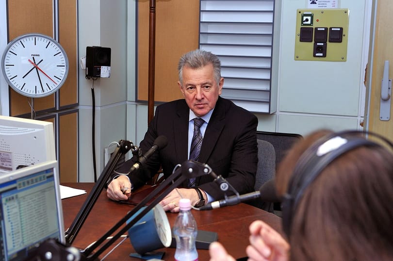 Mit is jelent Schmitt „sérthetetlensége” valójában?