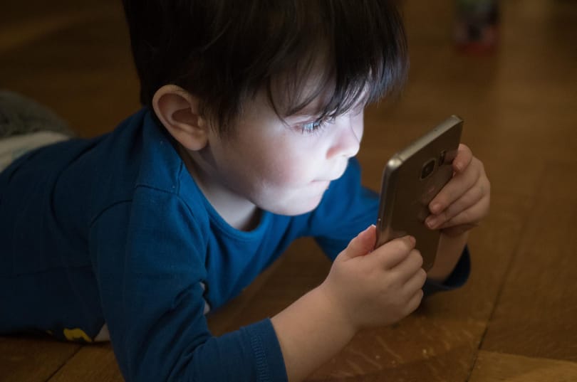 Nem biztos, hogy az internetezés tönkreteszi a gyerekeket