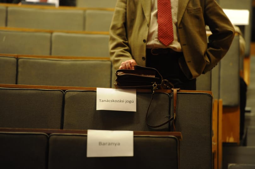 A szingliadó miatt nem tudnak aludni az MSZP-ben