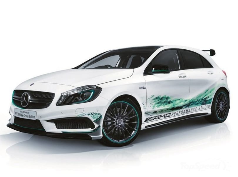 Limitált szériás Mercedes a Forma-1 jegyében
