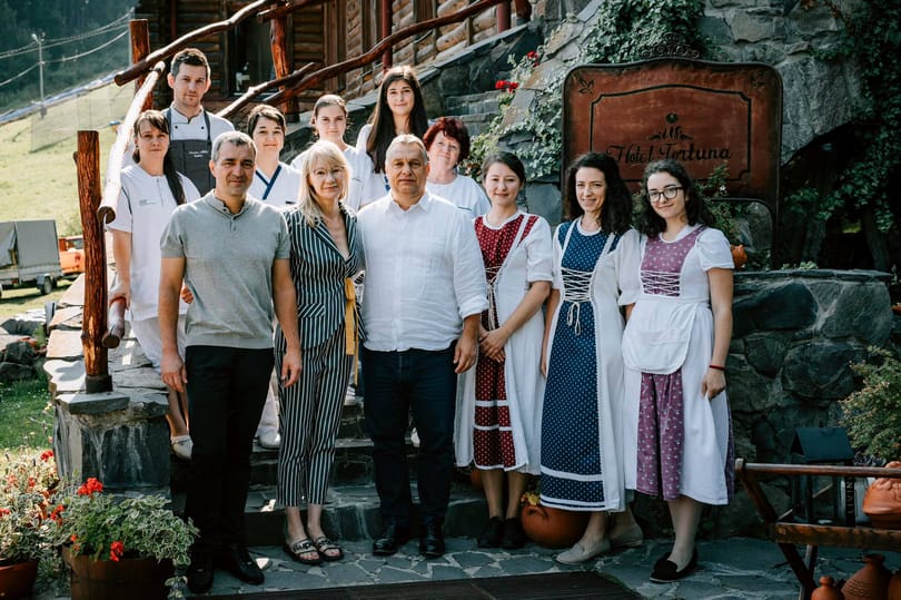 Ezzel a képpel köszönt el Orbán Tusnádfürdőtől
