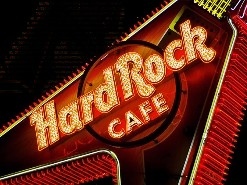 Nyílik az első magyar Hard Rock Café étterem a Vörösmarty téren
