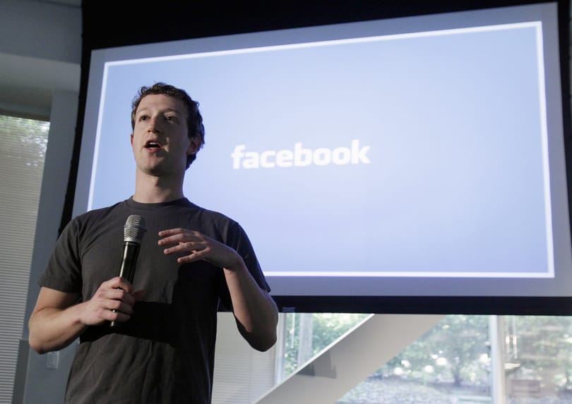 Még több adatot ad tovább a Facebook 