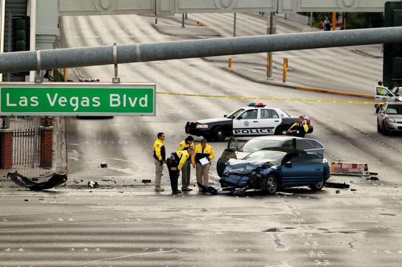 Nem filmforgatás: halottak, lövöldözés, égő taxi Las Vegasban