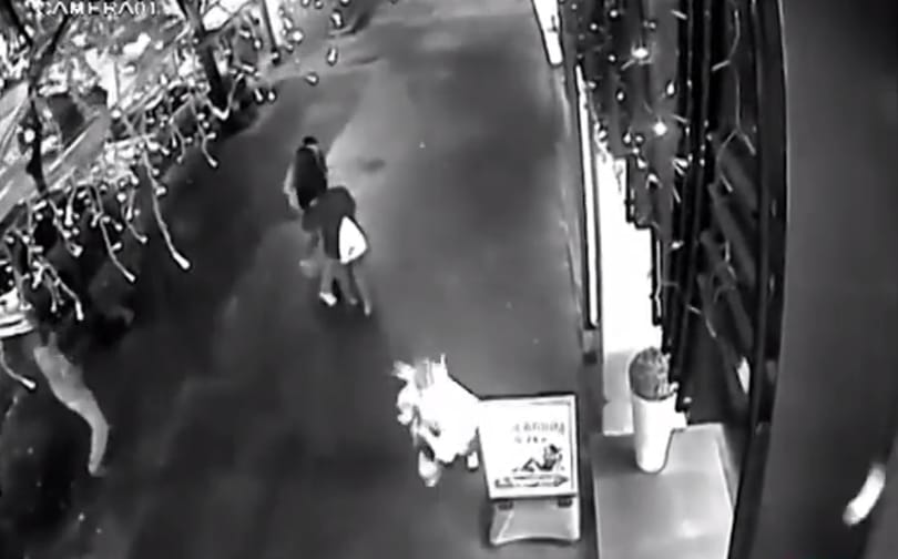 Itt a videó a Teréz körúti robbantásról – 18+
