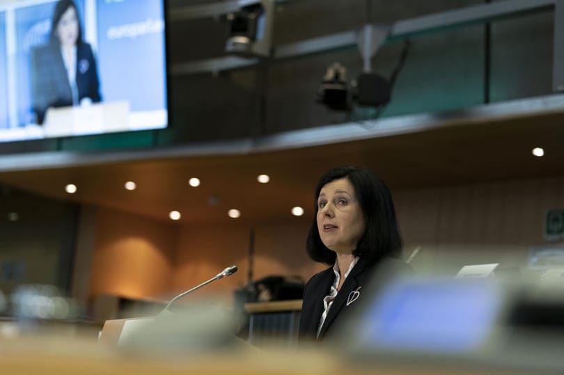 A Bizottság alelnöke bízik abban, hogy a magyarok nem akarnak újra szocializmust