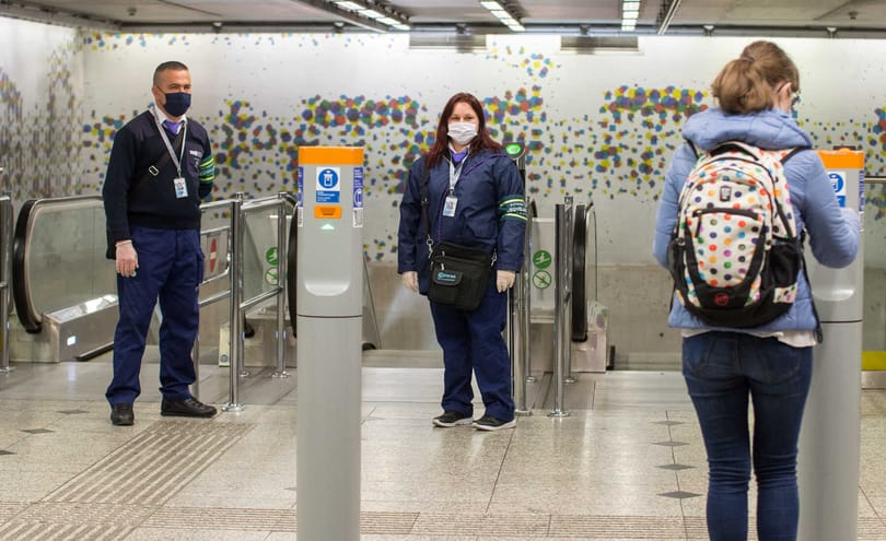 Egy csippantással bírságolnak majd a BKK-ellenőrök