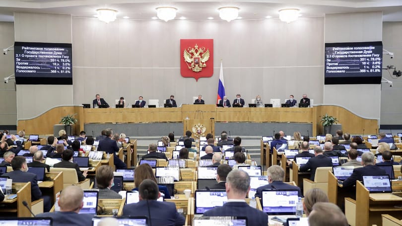 Kiterjesztette minden korosztályra az „LMBT-propagandát” tiltó törvényt az orosz parlament
