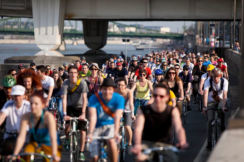 Lesz még Critical Mass Miskolcon