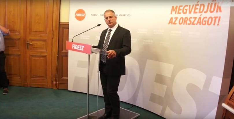 Kósa: hekkerek miatt nincs Fidesz.hu, de nemsokára újra lesz