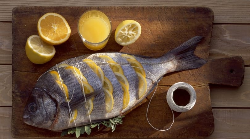 Akciós hallal fogná ki egymás elől a vevőket a Lidl és az Aldi