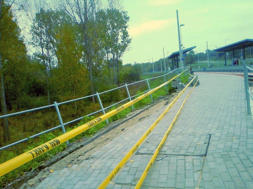 Máris csúszik szét a solymári vasúti megálló 