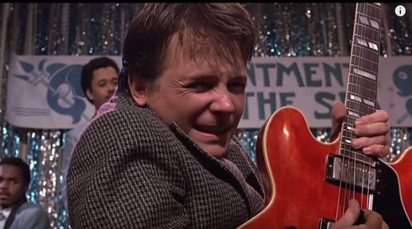 Michael J. Fox ma 60 éves, de tudjuk, hogy bármikor visszatérhet a jövőbe