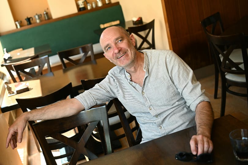 „Jobbnak gondoltam ezt az országot, mint amilyen arcát most mutatja” – Pál Utcai Fiúk dalpremier és interjú