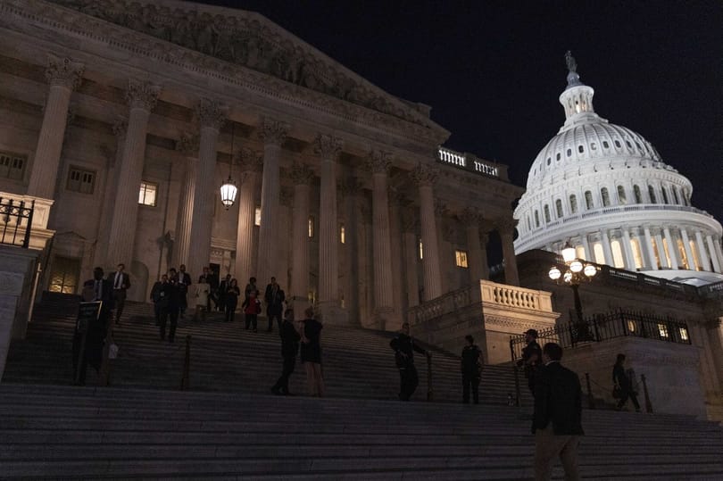 Havi 3 milliót kapott a magyar kormány amerikai lobbistája, aki cserébe a „gonosz Soros Györgyről” tweetelt