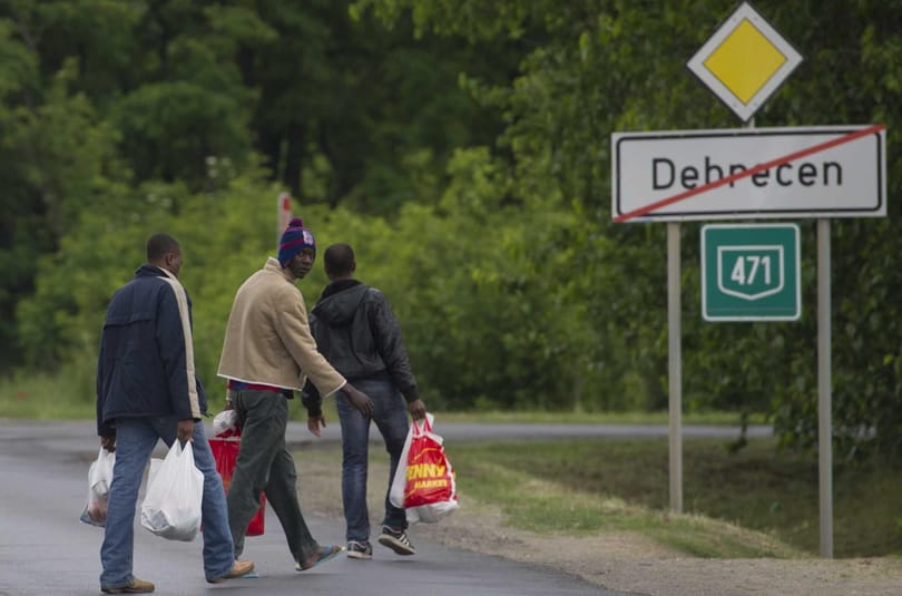 Fidesz: Kellenek a migrációs táborok, de nem feltétlenül a nagyvárosokban