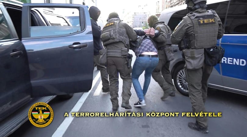 Csak a legellenségesebb országok kémeivel szokás úgy elbánni, ahogy most Ukrajna tette a magyar ügynökökkel