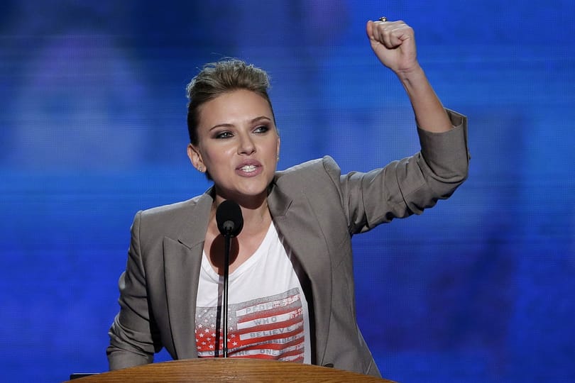 Scarlett Johansson: az internet egy sötét féregjárat, ami önmagát zabálja fel