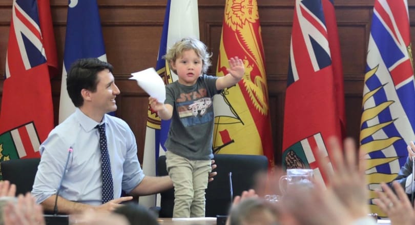 Justin Trudeau nagyon dolgozik azon, hogy mindenki elolvadjon tőle