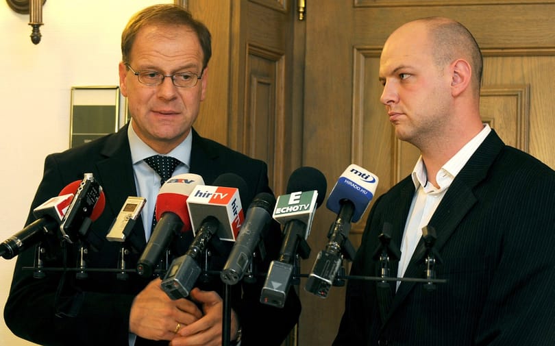 Virtuális számlán vezetnék a diplomások tartozását