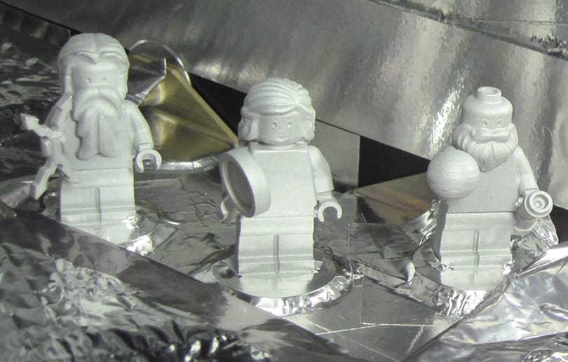 Fotó: három Lego-figura indul a Jupiter felé