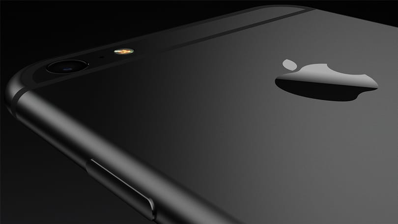 Akár 500 millió dolláros kártérítést is fizethet az Apple az iPhone-ok lassítása miatt