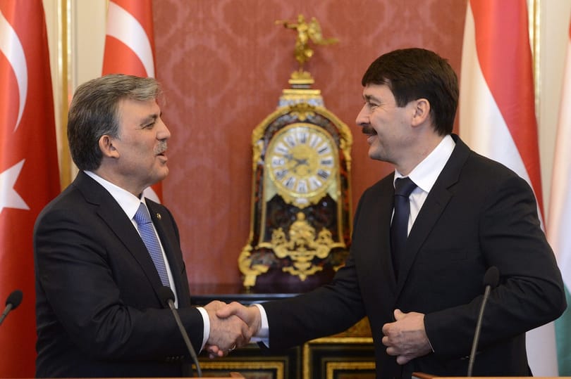Áder délelőttje a török-magyar barátság jegyében telt