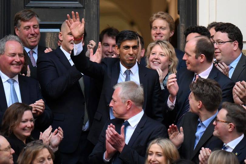 Szinte a lehetetlennel egyenlő, amire az új brit kormányfő vállalkozik