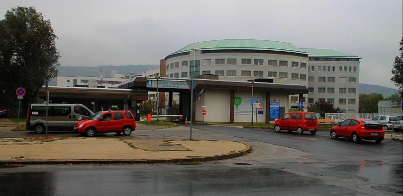 Koronavírus: osztályokat zártak le a tatabányai kórházban 
