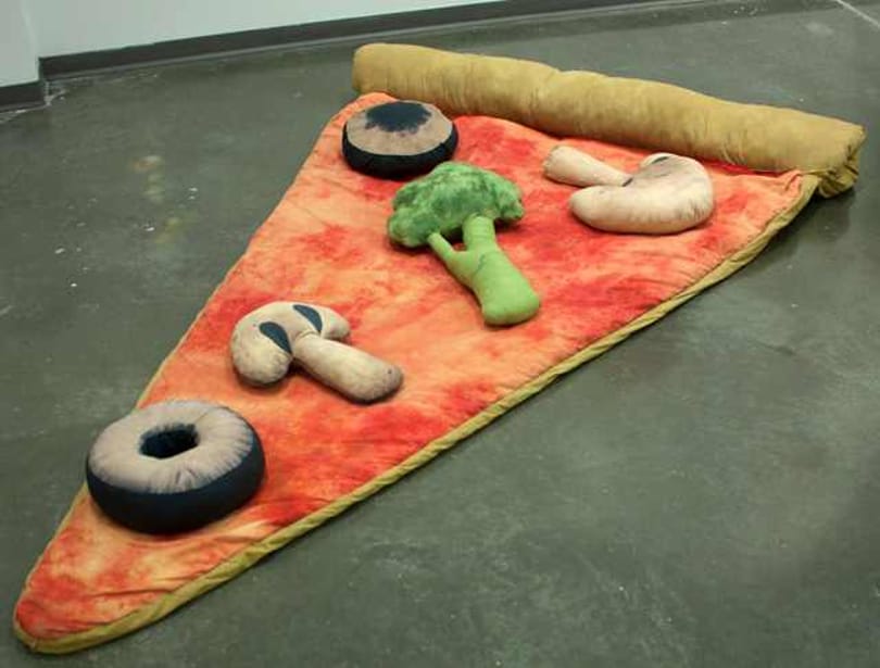 Álmodj óriás pizzáról az óriás pizza hálózsákban!