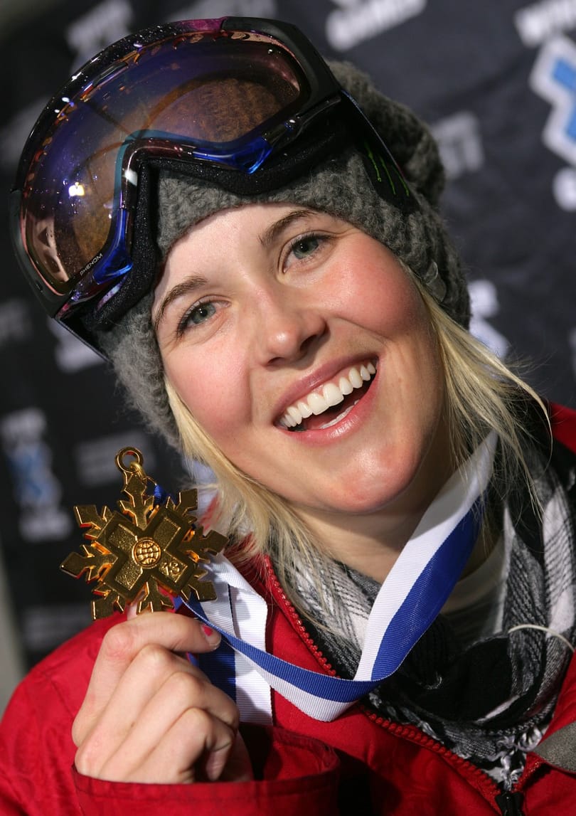 Műtét és kóma után belehalt sérüléseibe Sarah Burke síelő