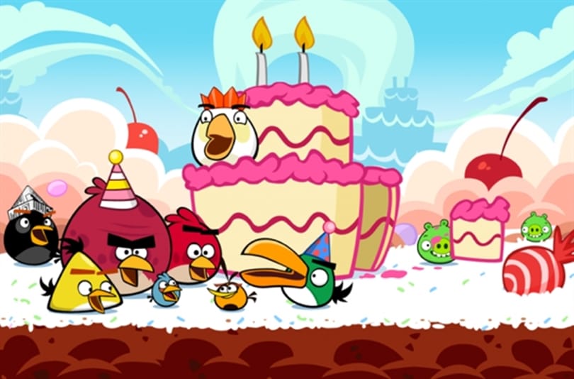 15 új, szülinapi pályával ünnepel az Angry Birds