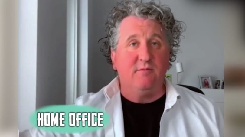 Ókovács Szilveszter a Home office-ban: 