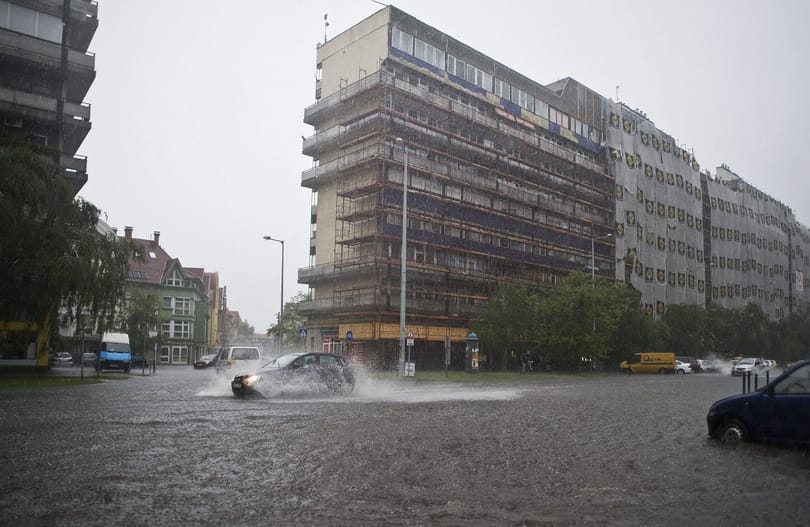 Hatalmas felhőszakadás Kecskeméten