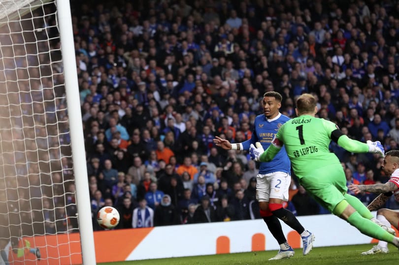 Kikaptak Gulácsiék Glasgow-ban, Rangers-Frankfurt döntő lesz az EL-ben