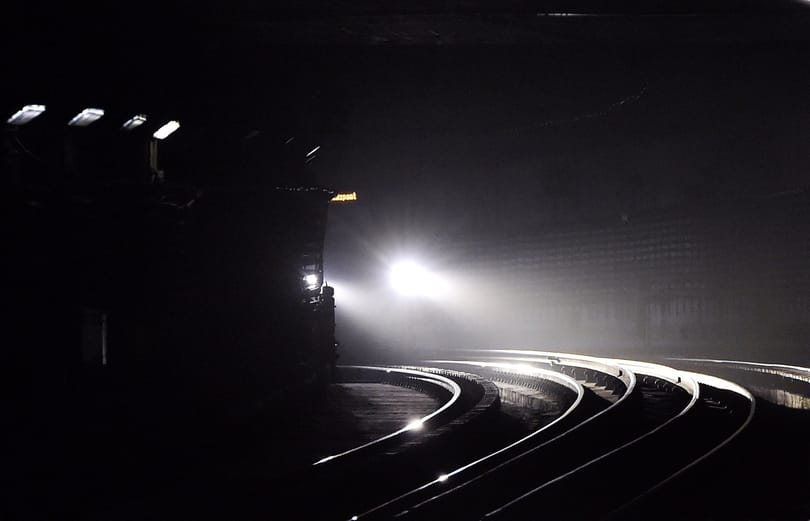 Nem egy, hanem két teherkocsi elszabadulása okozta a halálos balesetet a metrófelújításon