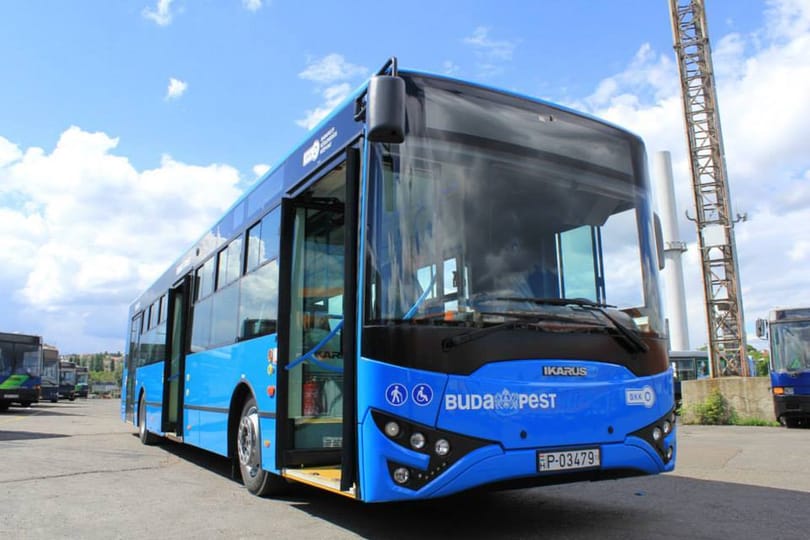 Fotó: Új Ikarus buszok állnak forgalomba a BKV-nál