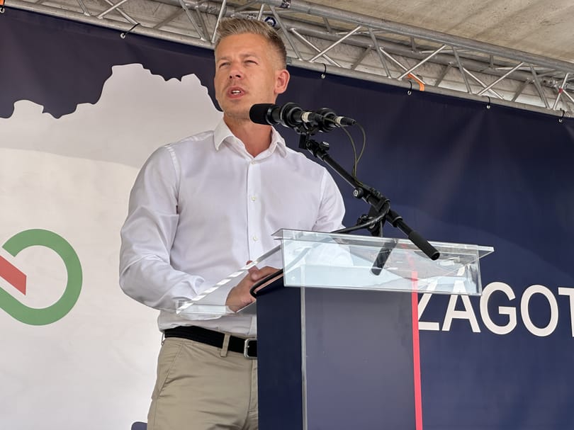 Magyar Péter mit mond arra, hogy Orbán eldöntötte, nem engedik a Tiszát kormányra? – élőben a Tisza elnökének beszédéről