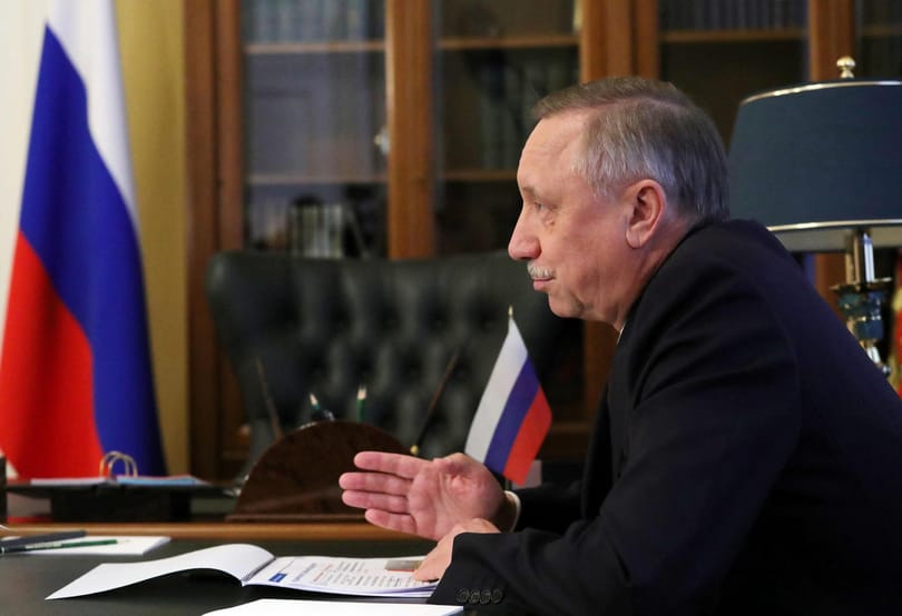 Szentpétervár kormányzója megtudta, hogy Ukrajnában vannak nemsemleges vécék, már érti, mi ellen kell harcolni