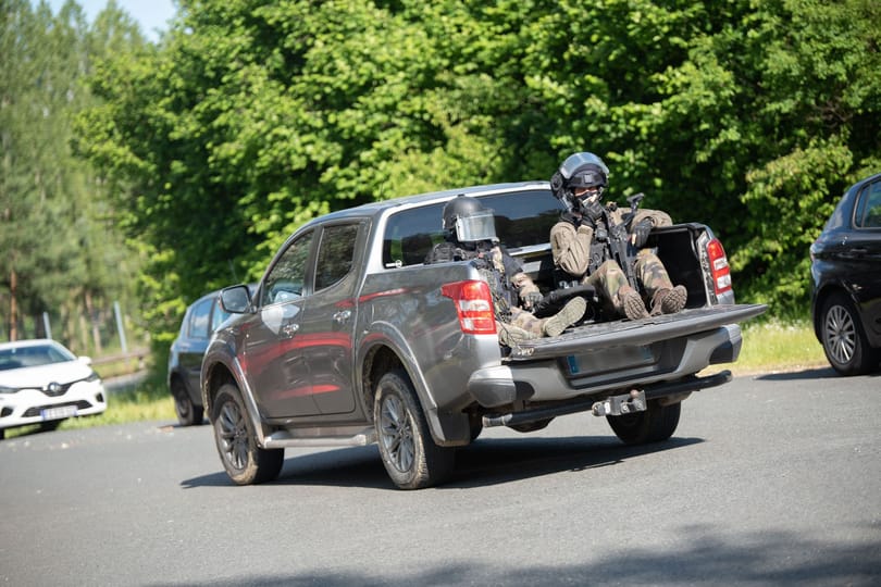 Kommandósok fogták el azt a francia volt katonát, aki csendőrökre lőtt