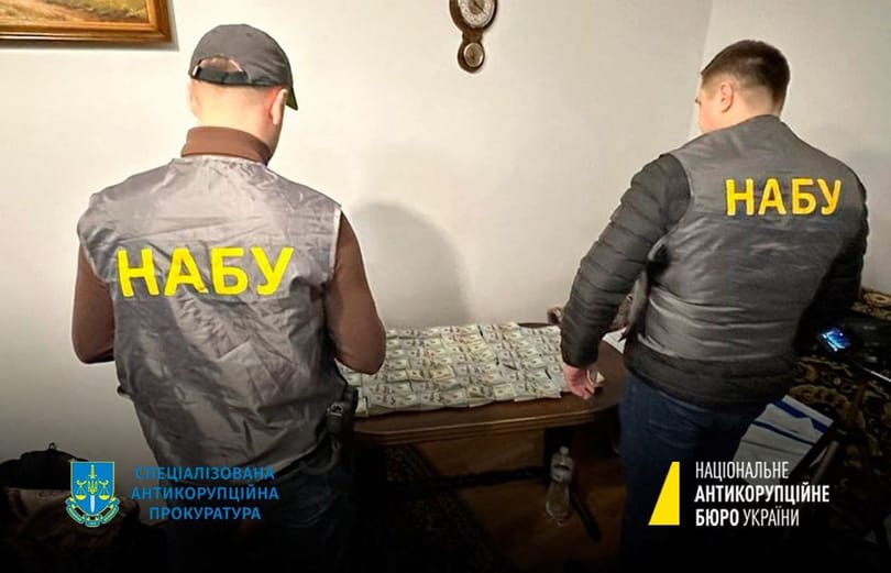 Ukrán üzletembereknél és politikusoknál razziázott az SZBU, több embert leváltottak