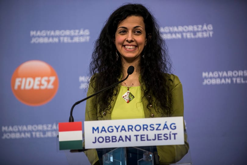 Ezer szál köti Orbánhoz és Mészároshoz a borsodi időközin induló Fidesz-jelöltet
