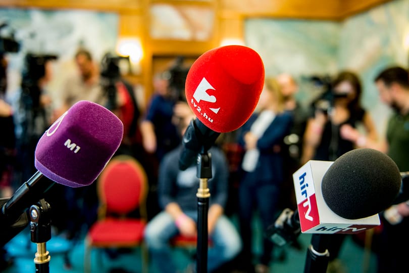 Az Európai Bizottságot kérik, csináljon valamit a fideszes médiatúlsúly miatt