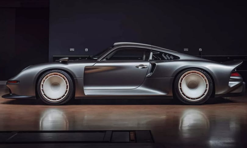 Igazi tekintetmágnes ez a szuperlapos új retró Porsche